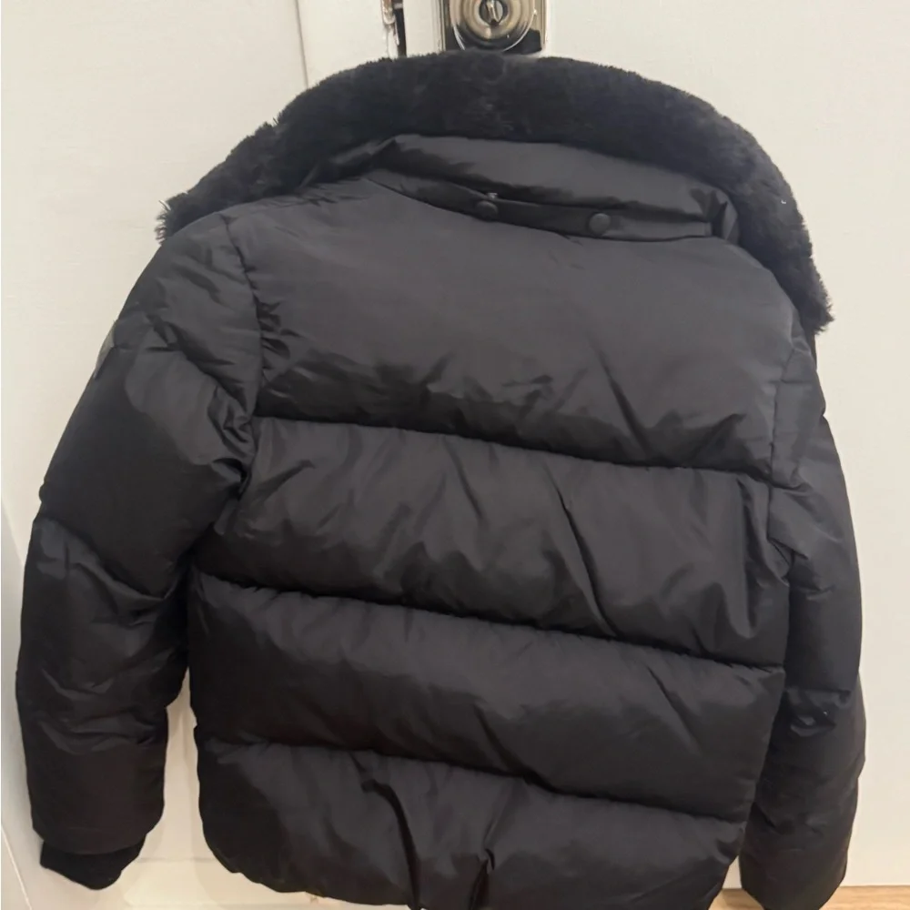 SAM. Women's Classic Black Puffer Jacket - Picture 3 of 10
